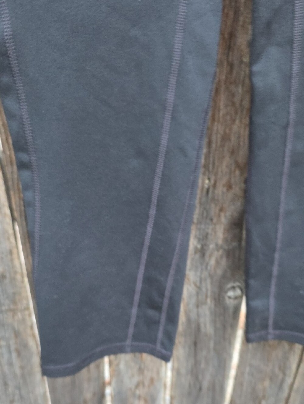 GAP Fit gfast Black Capri Leggings with Wide Waistband - Picture 6 of 11